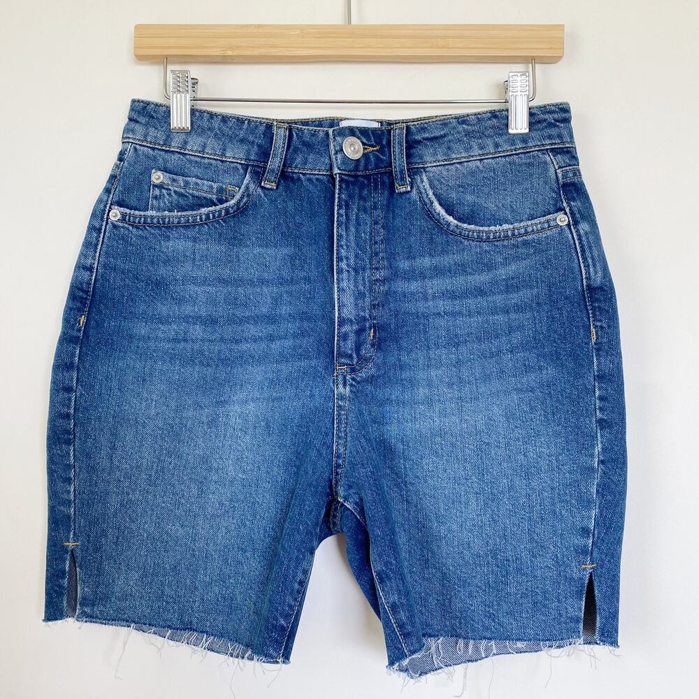 Urban Outfitters BDG Cut Off High Rise Denim Shorts 28